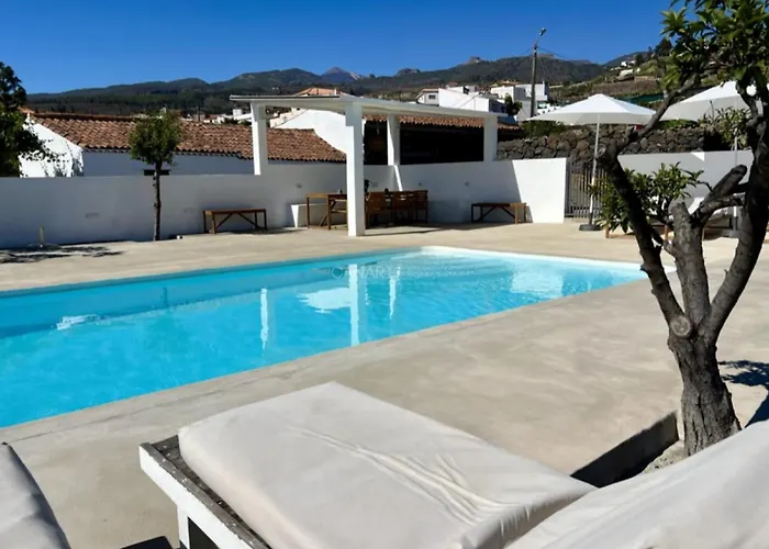 Rural El Estanco Viejo Casa Pino Адехе